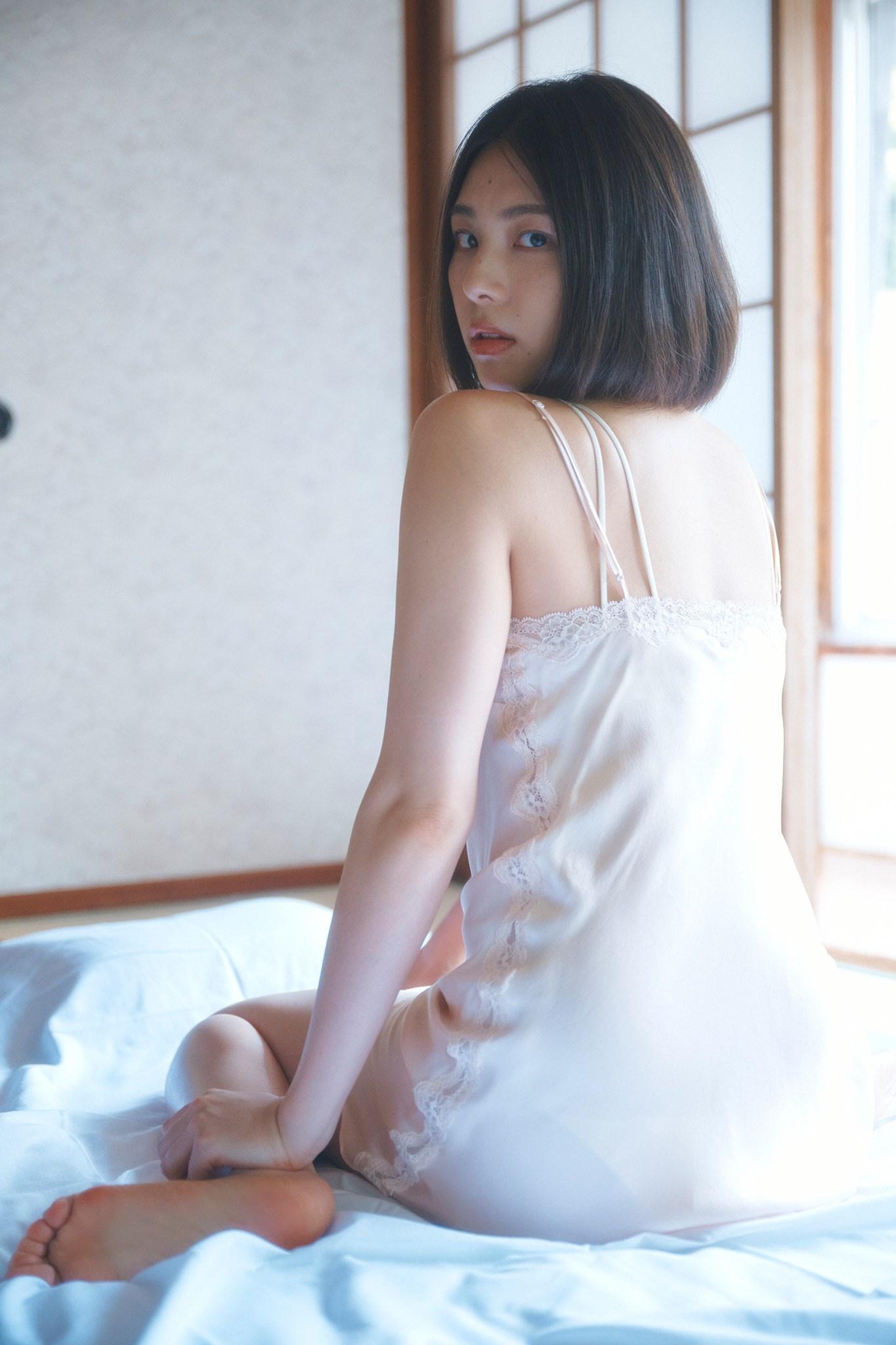 Iori Sagara 相楽伊織, SPA!デジタル写真集 「魅惑の曲線美」 Set.02(46)