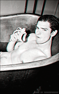 Andrew Garfield LRoliRm8_o