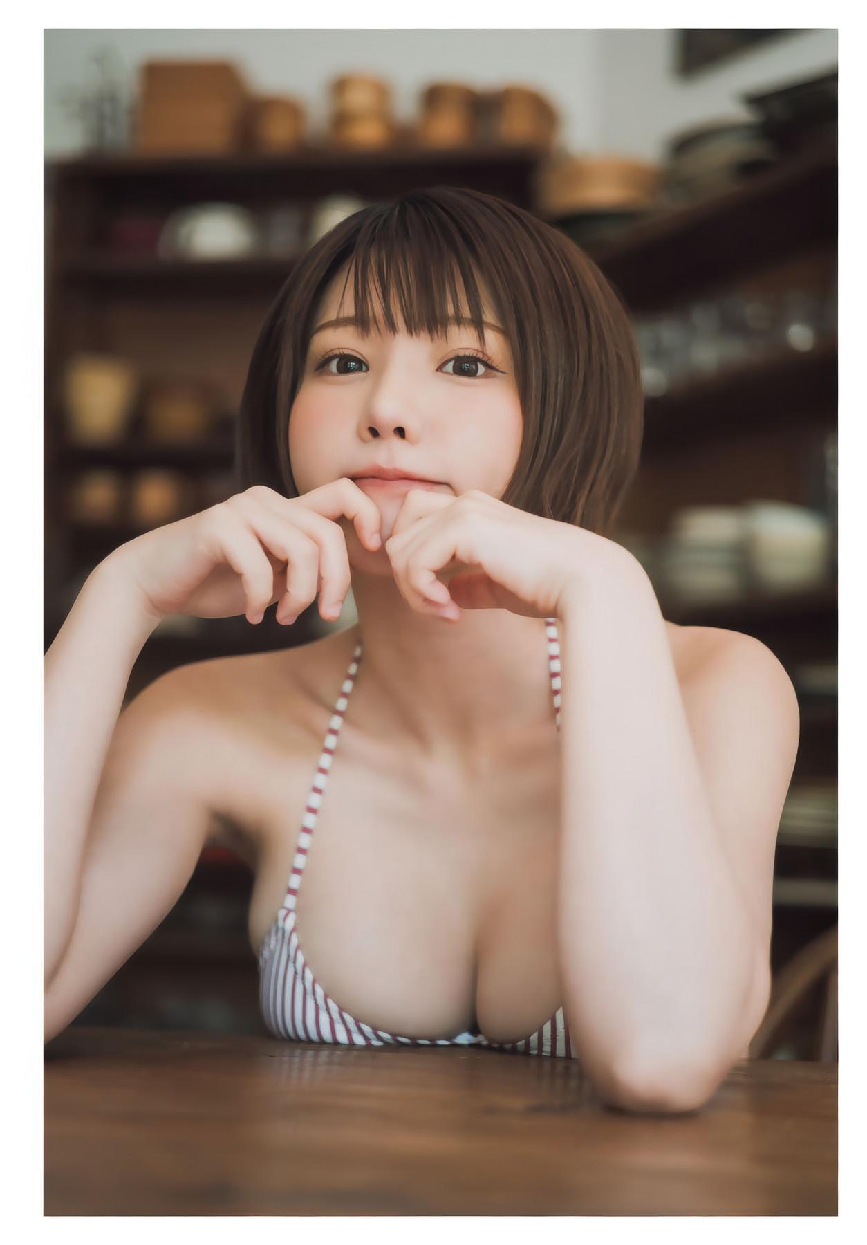Enako えなこ, Shonen Magazine 2025 No.40 (週刊少年マガジン 2025年40号)(5)