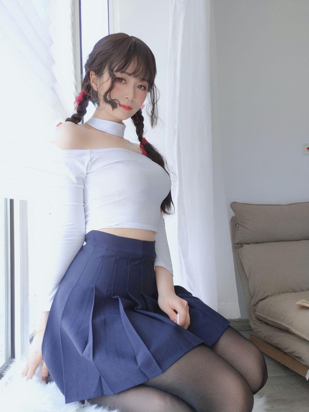Coser @ 白银 81: 邻家 大 姐姐 的 黑丝 (45 photos)(37)