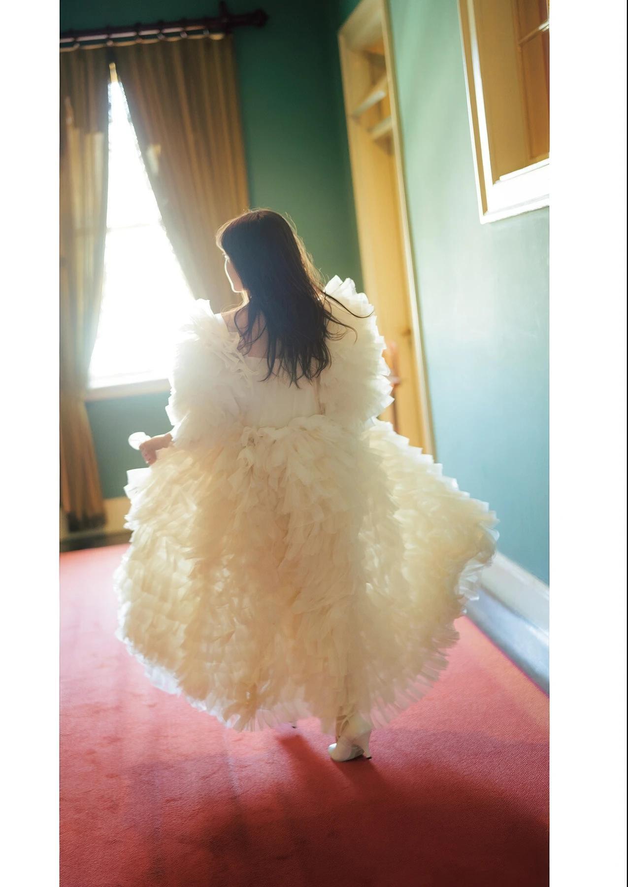 Rikako Aida 逢田梨香子, 写真集 「日々」 Set.02(5)