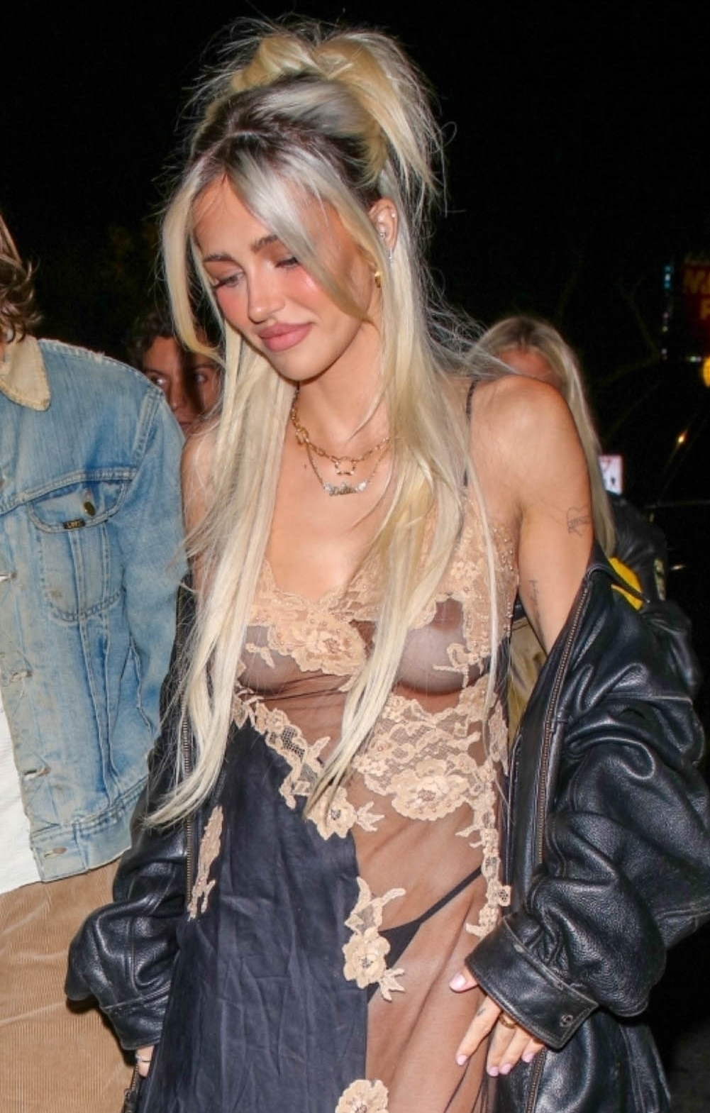 Delilah hamlin naked