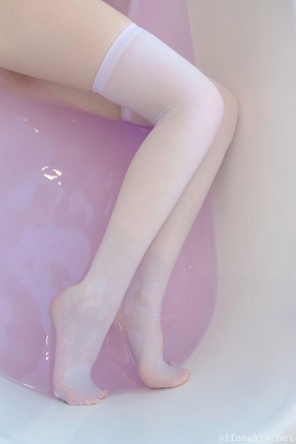 [森萝财团写真] 小糕 当家花旦 浴缸湿身 (188 photos )(30)
