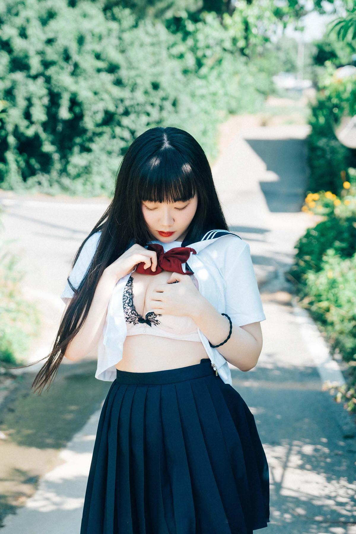 Doyeon 도연, Photobook ‘Late Summer’ Set.01(12)