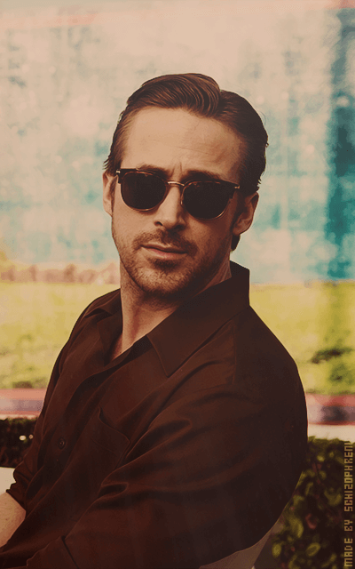 Ryan Gosling BGUpt04W_o