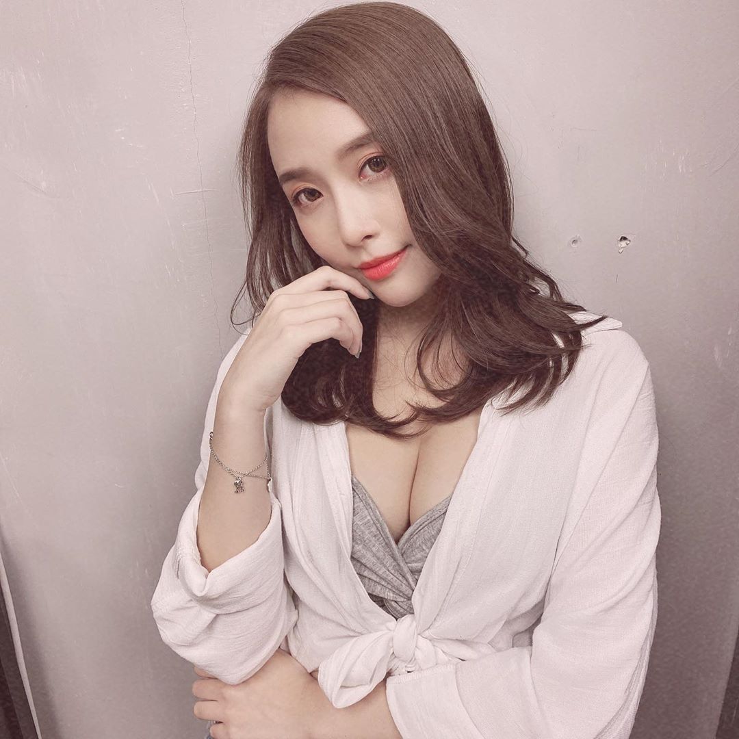 IG正妹—張若錡 DVQldAEQ o - IG正妹—張若錡