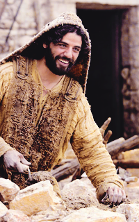 Oscar Isaac YV0TjFaO_o