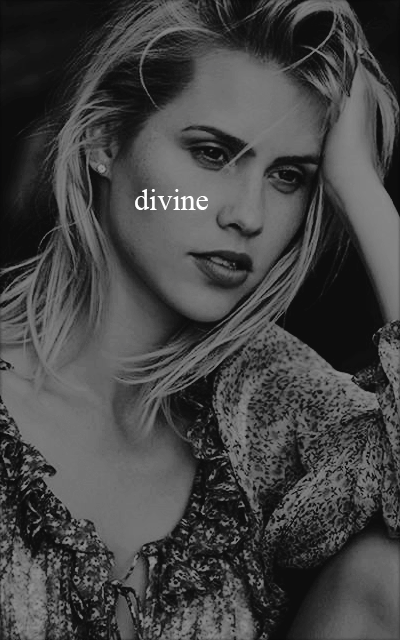 Claire holt 6AuphqsY_o