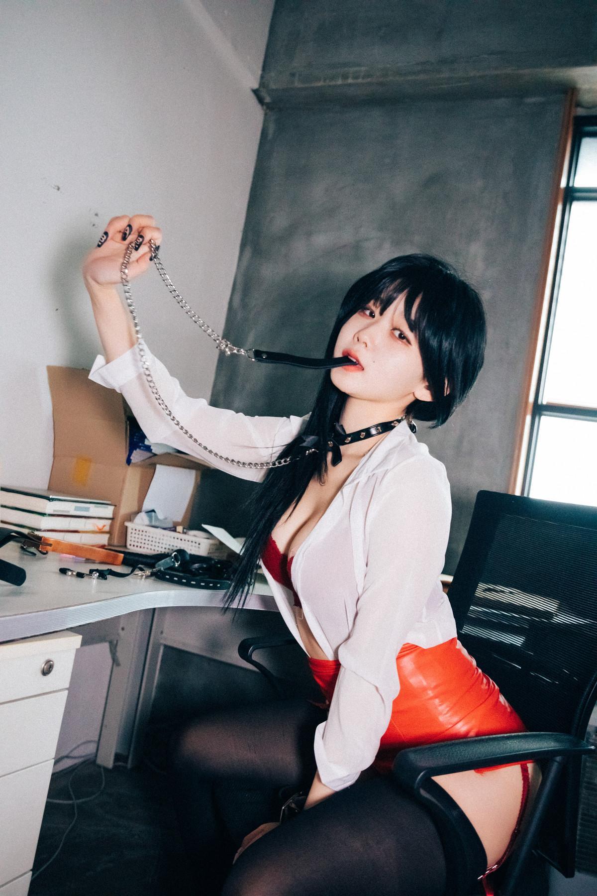 ZIA.Kwon 권지아, Loozy ‘Office Slave’ Set.01(28)