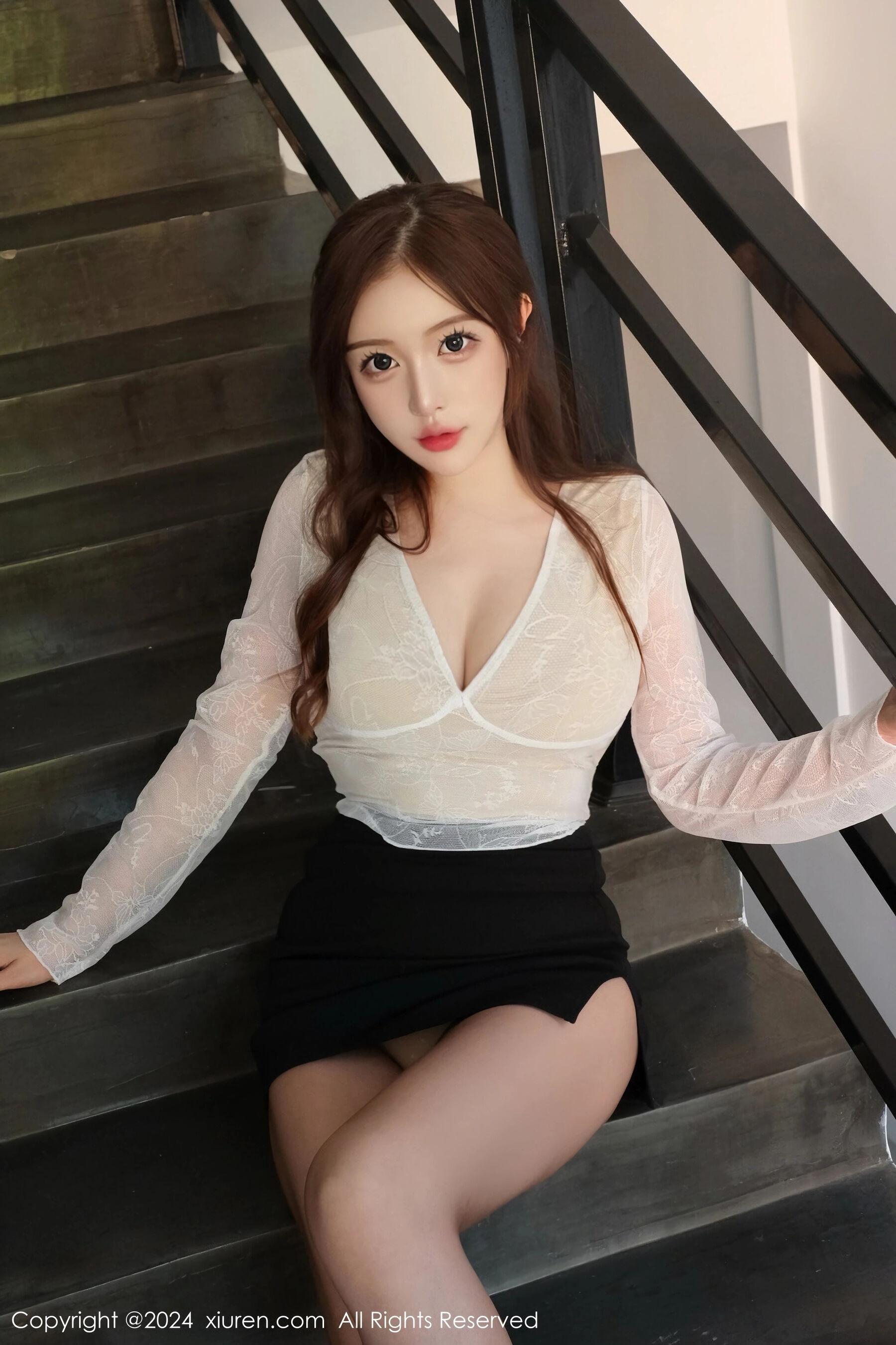 秀人网 Vol. 7895 LindaLinda(14)