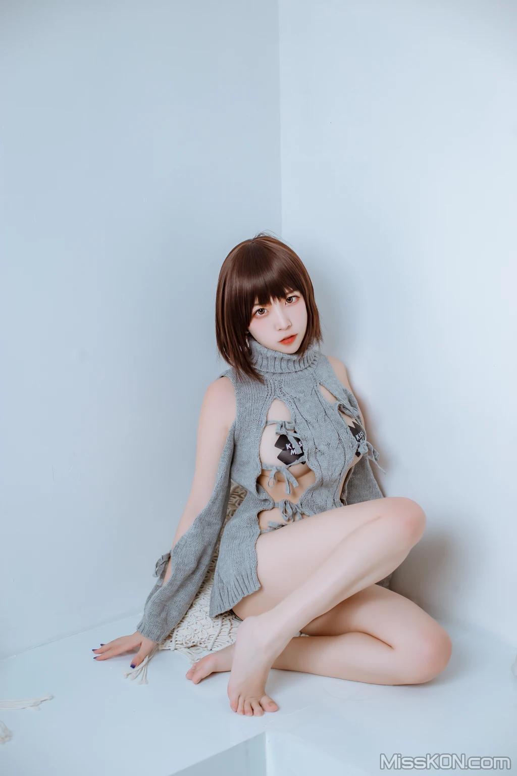 Coser@二佐Nisa: 私房洞洞毛衣 (66 photos )(1)