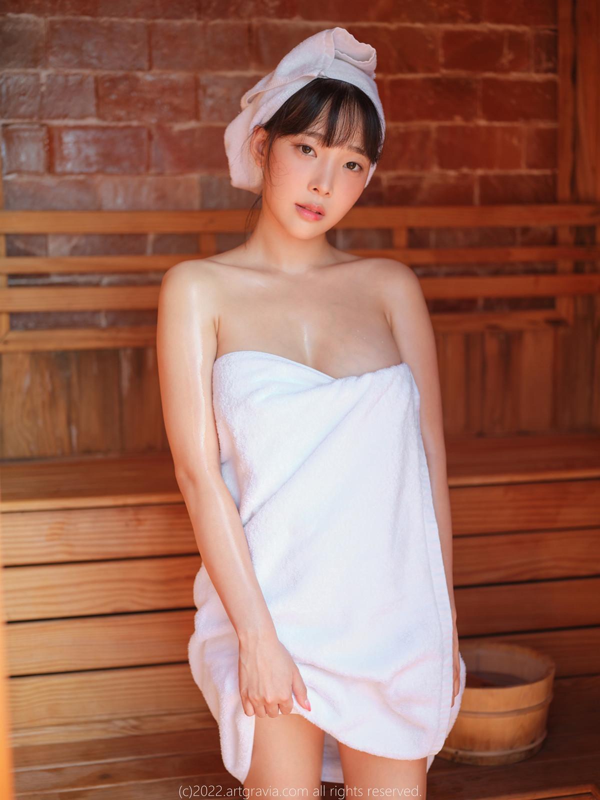 Kang Inkyung 강인경, ArtGravia Vol.457 Photobook Set.01(14)