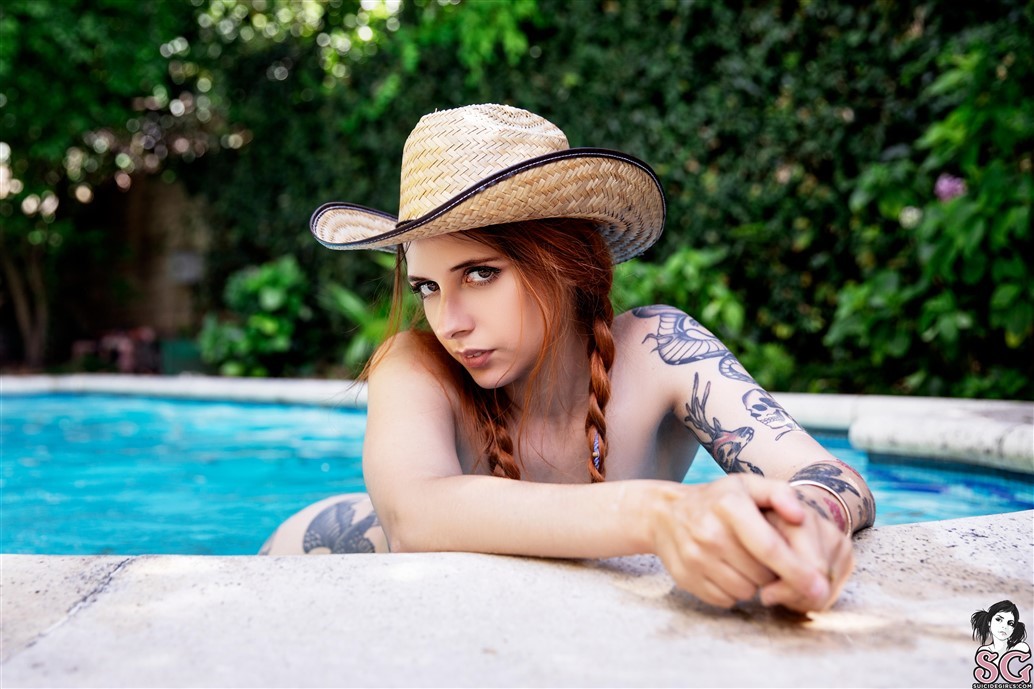 Emanuelle Suicide, Summer Time and The Livin&#039; is Easy