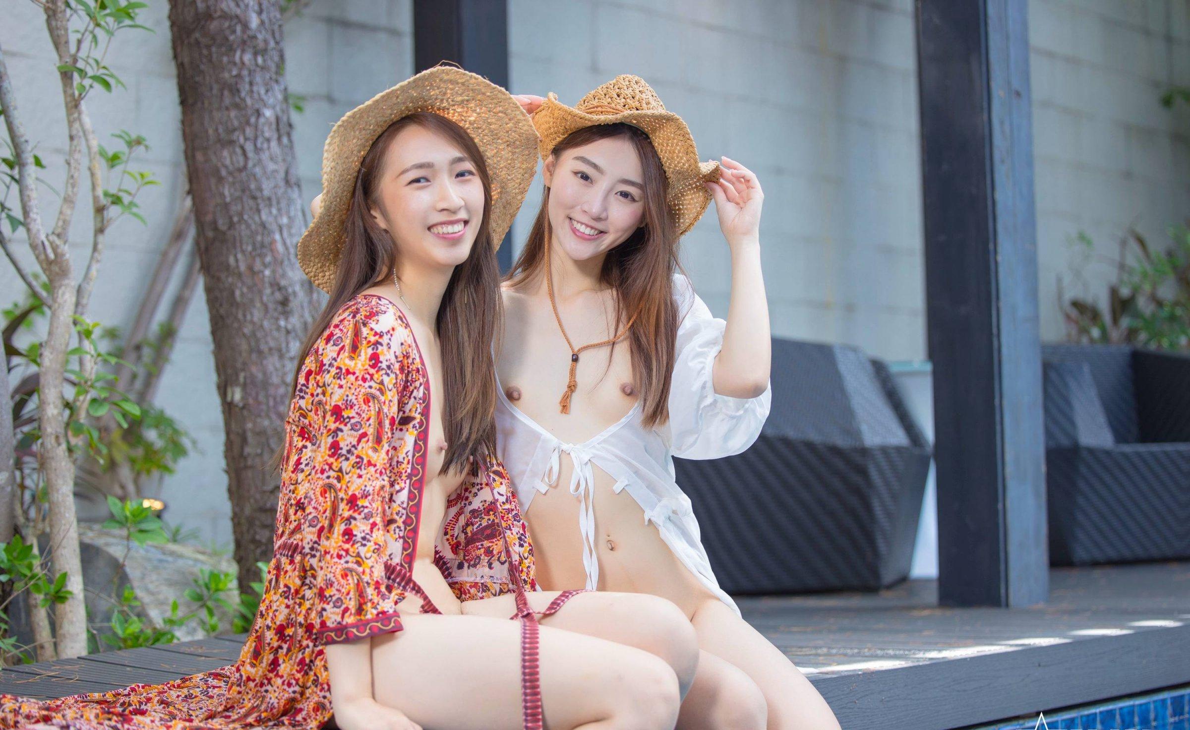 国模人体 福利姬【Annie & LinLin】《双美尻少女vila泳池畔露出》(86)