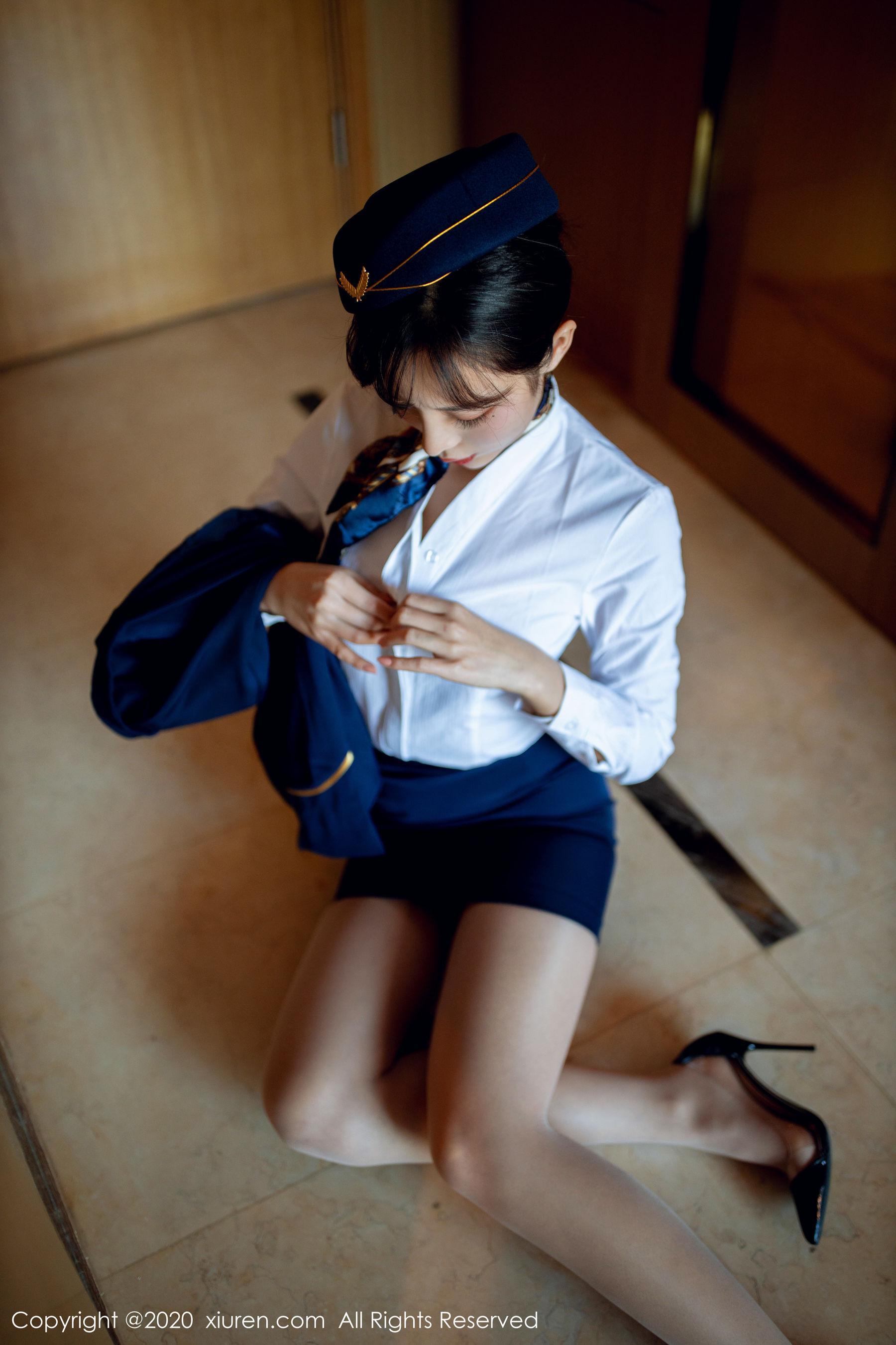 [秀人XiuRen] No.2119 陈小喵《空姐制服》 写真集(14)