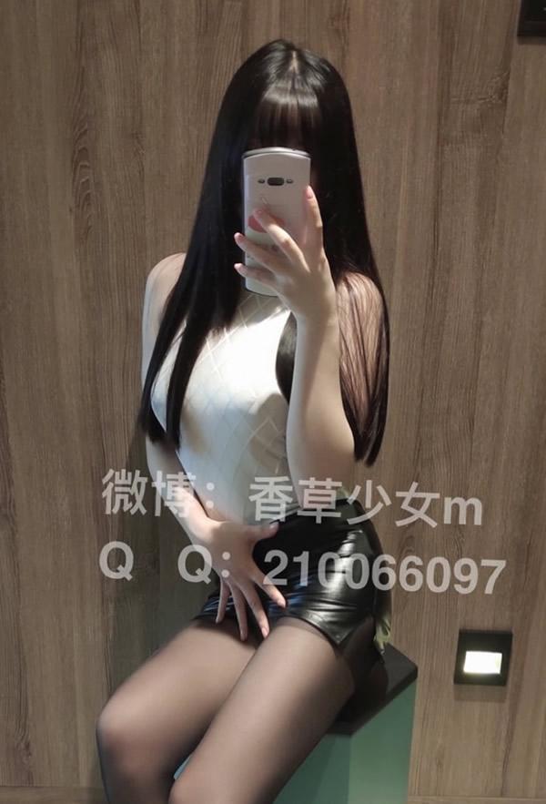 网红咬一口小奈樱-乳夹SM无圣光套图(5)