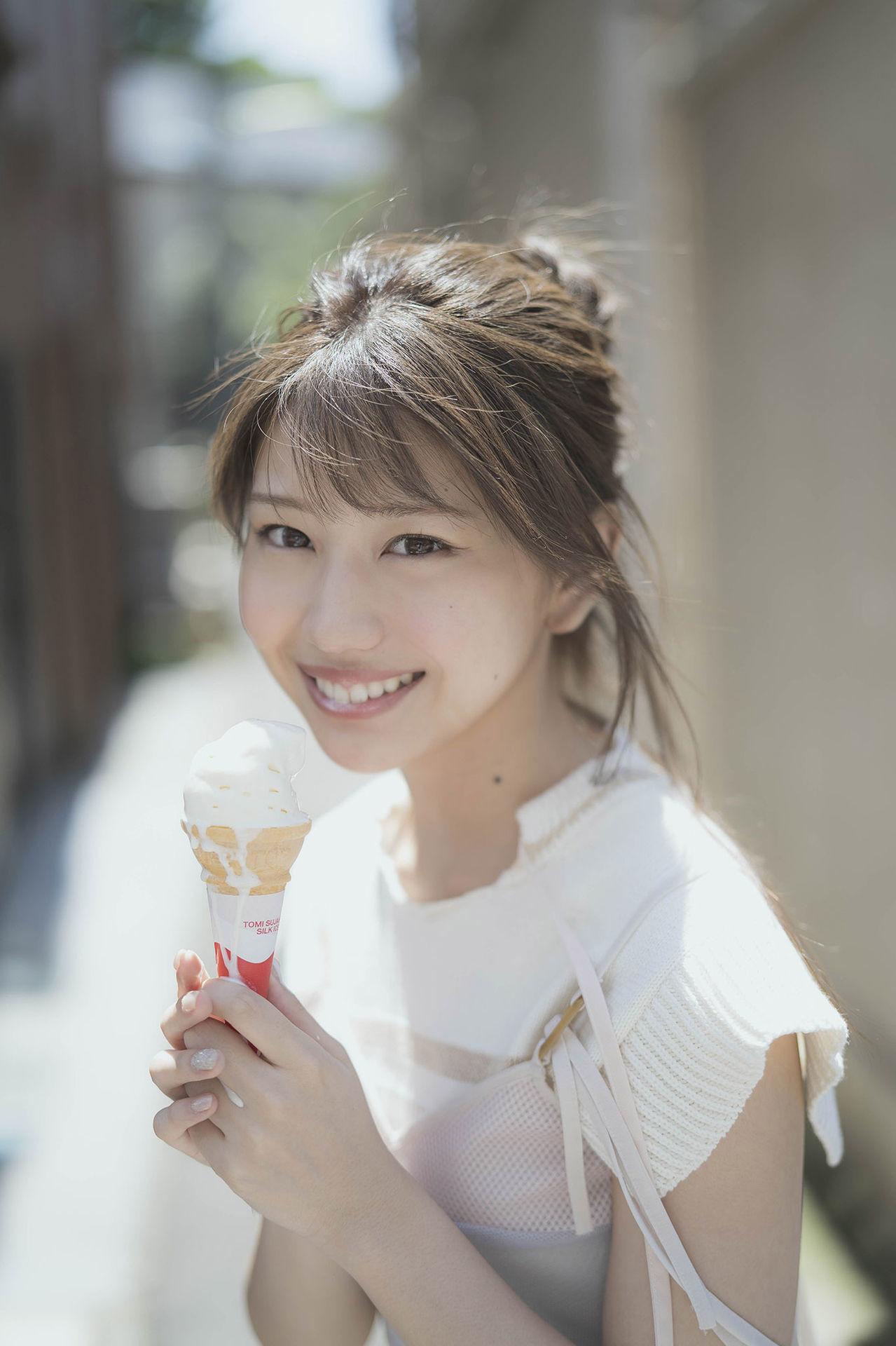 Mayumi Shiraishi 白石まゆみ, ヤンマガデジタル写真集 [グラから見るか？エモから見るか？] Set.01(10)