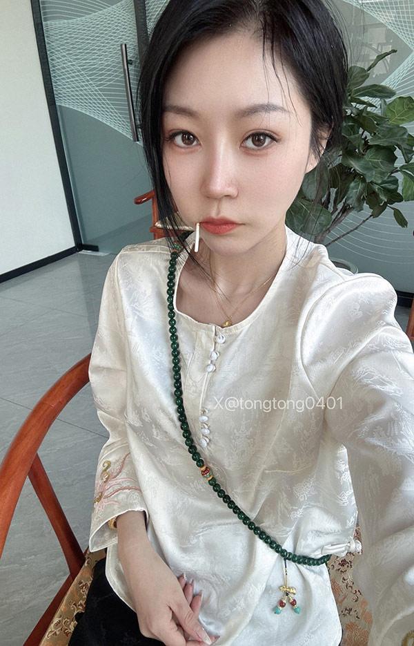 露出系人妻@彤彤乖 私拍尺度作品合集(9)