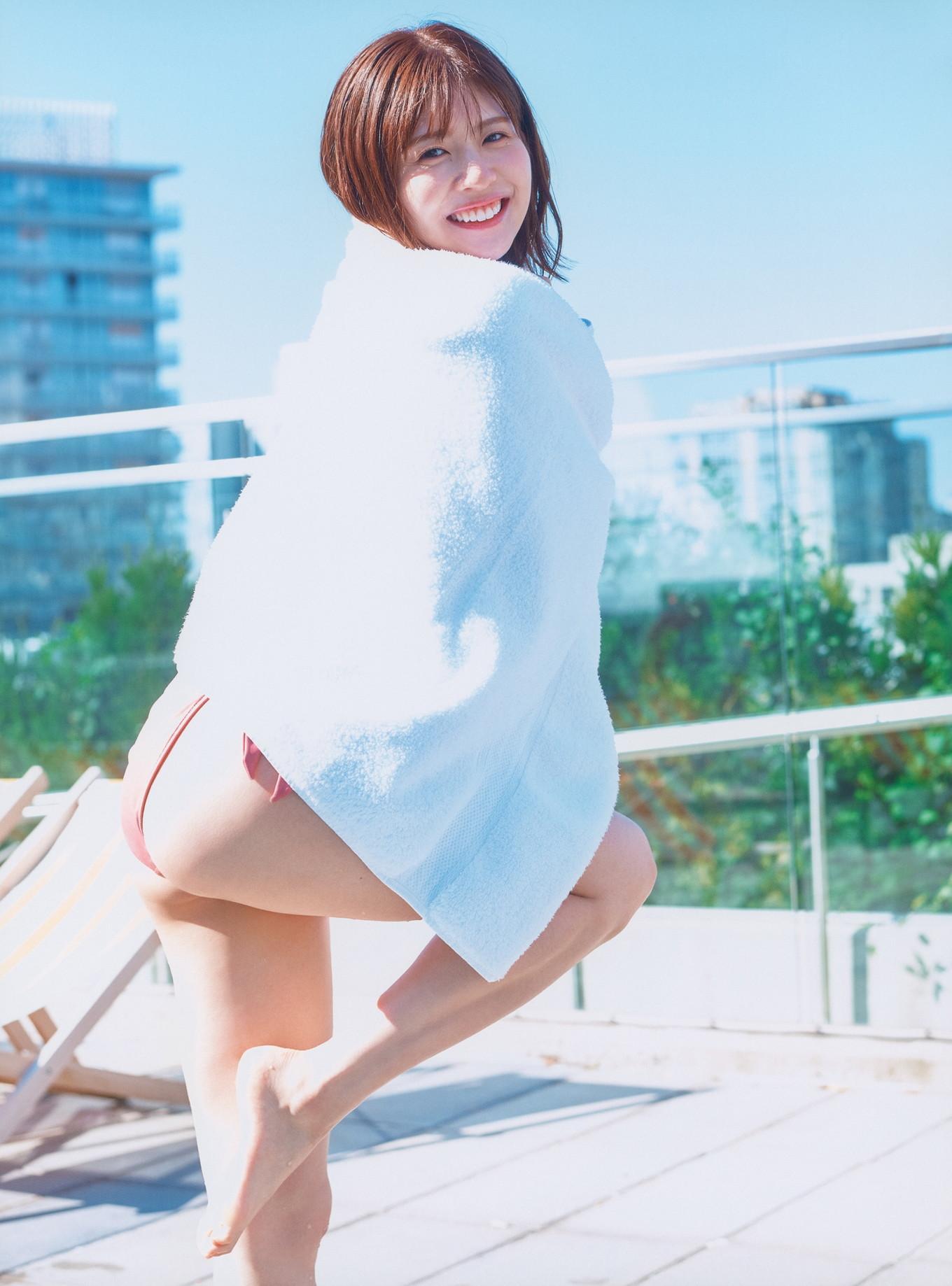 Konoka Matsuda 松田好花, 1st写真集 Photobook 「振り向いて」 Set.01(25)