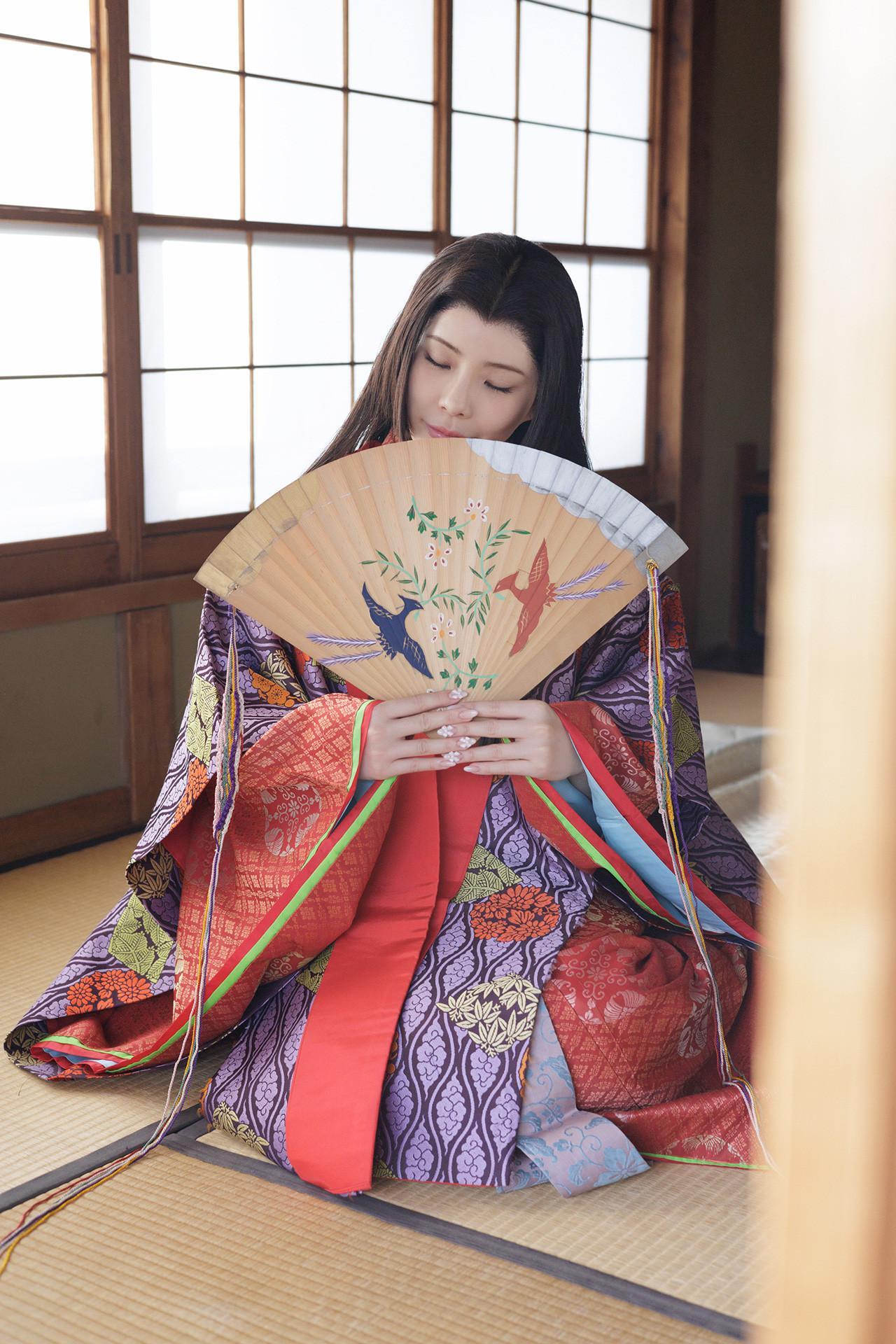 Rei Kamiki 神木麗, FLASHデジタル写真集 『雅で淫らな世界』(8)
