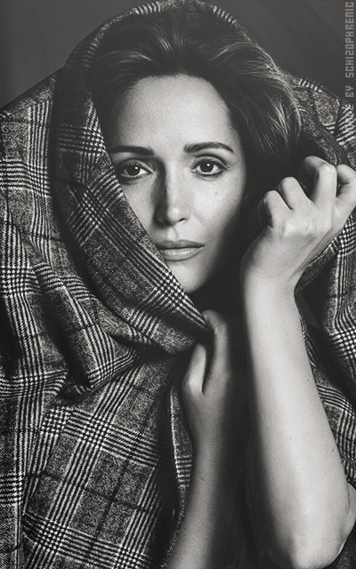 Rose Byrne KpSz3Wu2_o