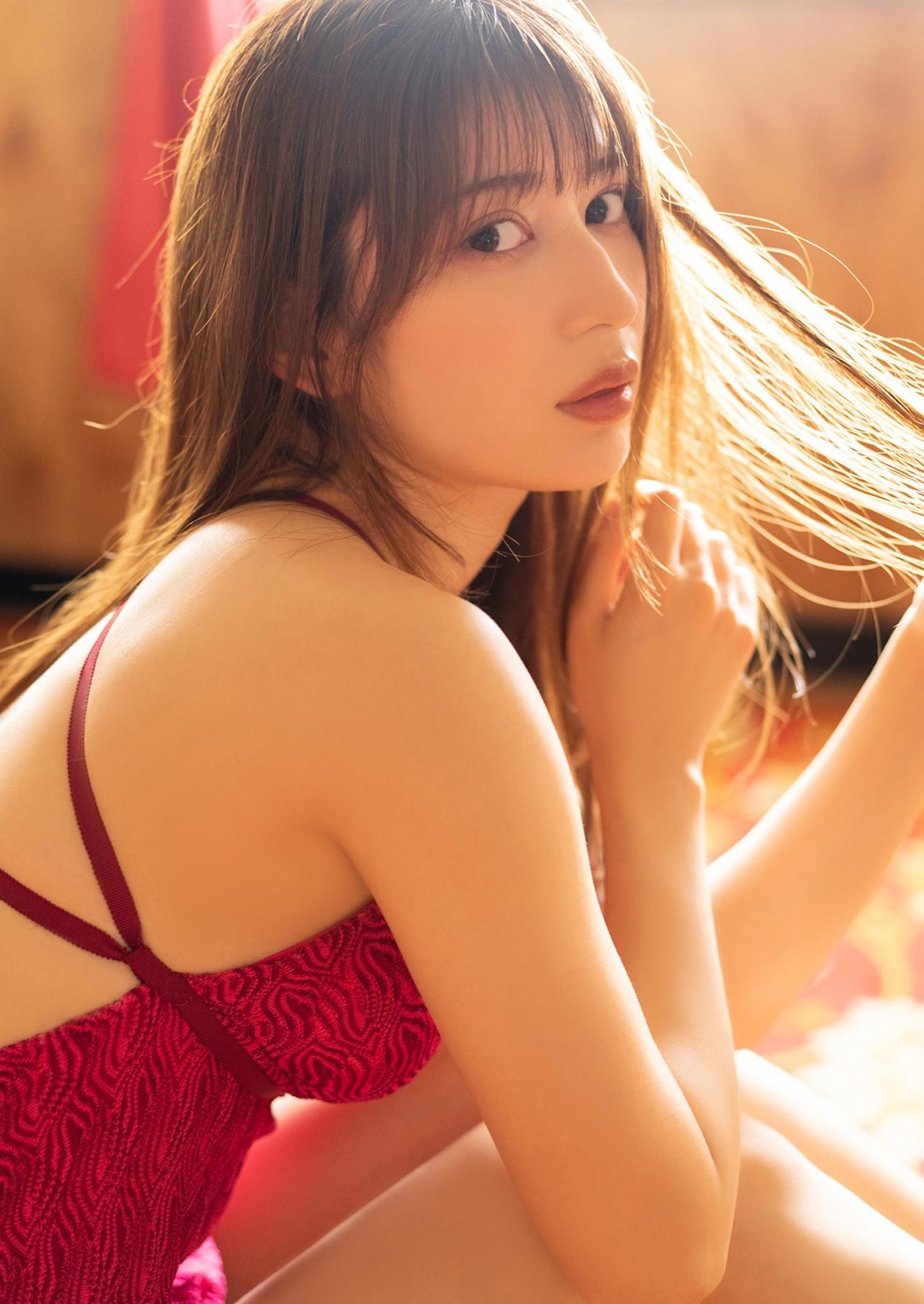 Risa Yukihira 雪平莉左, Young Jump 2023 No.10 (ヤングジャンプ 2023年10号)(5)