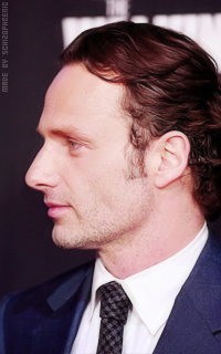 Andrew Lincoln SdiEp9s6_o