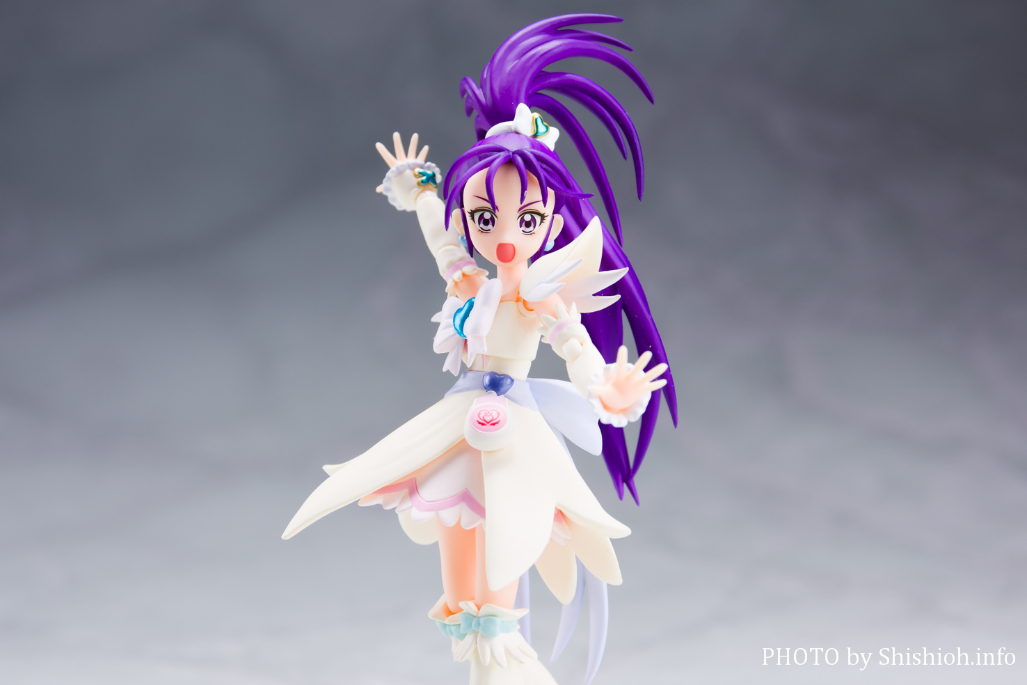 Precure - S.H. Figuarts (Bandai) (récapitulatif des sorties post 1 page 1) - Page 4 3qwAEgaT_o