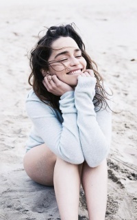 aktorka - Emilia Clarke HeqbHWD8_o