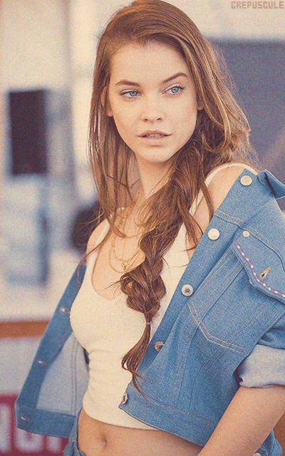 Barbara Palvin - Page 20 RJWCBuTr_o