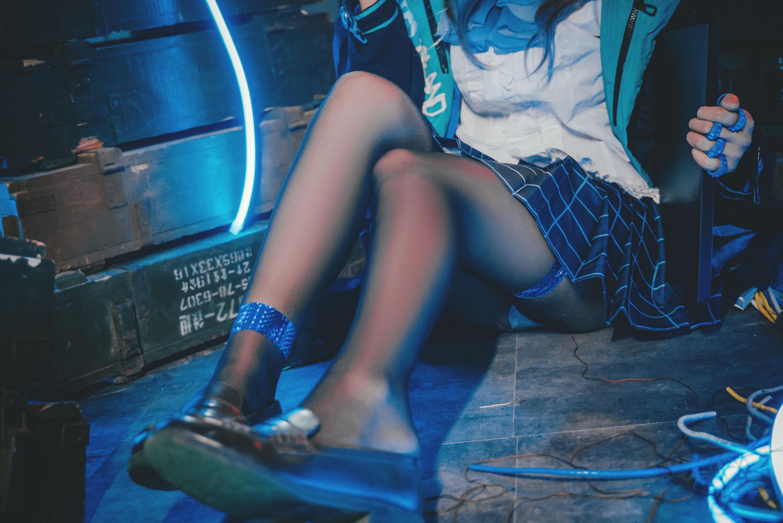 [COS福利] 猫君君MaoJun – 阿米娅 写真套图(35)