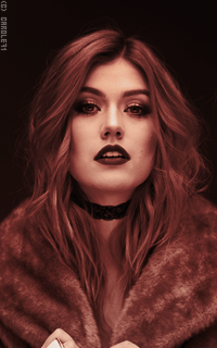 Katherine McNamara 2eNbV03y_o