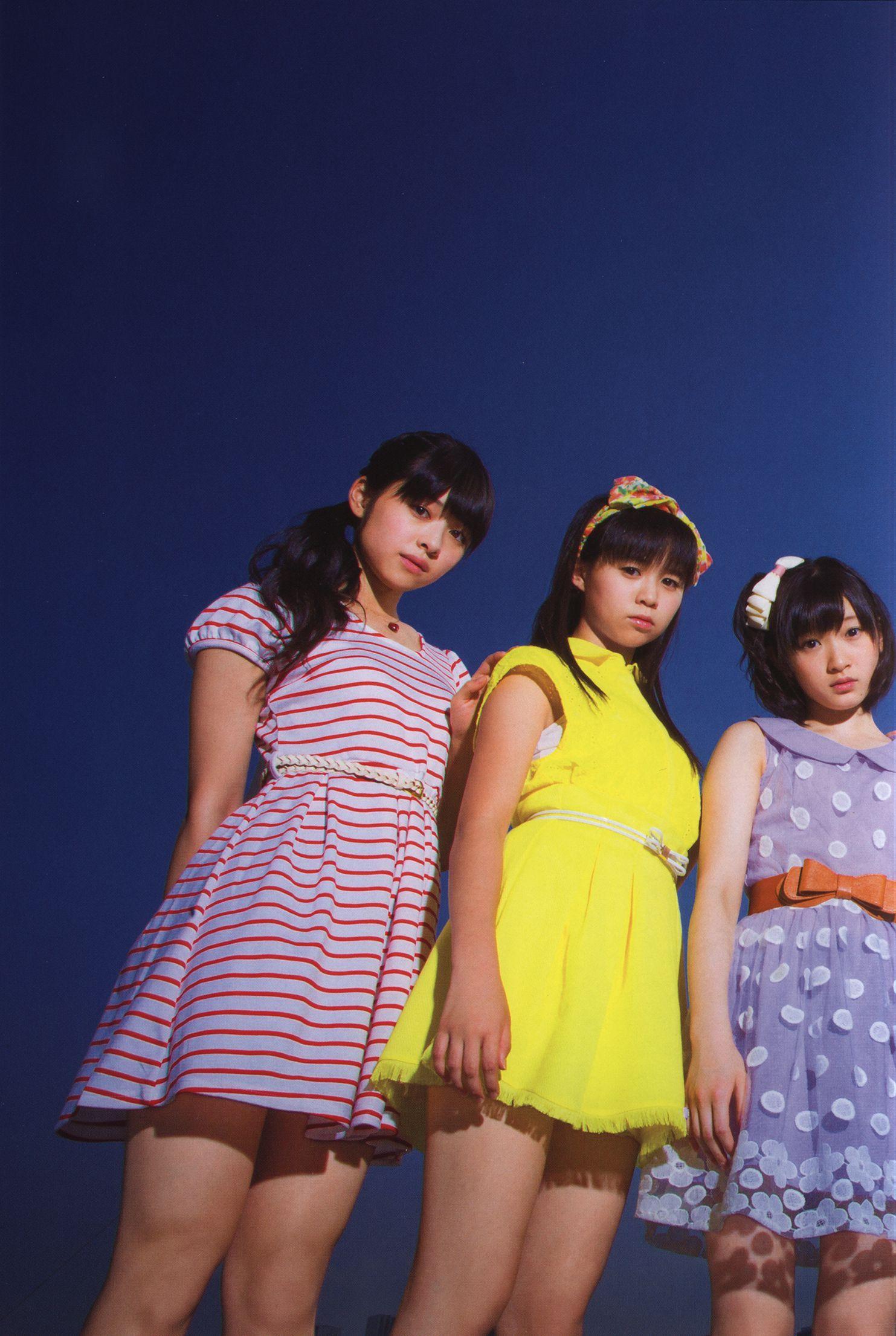 日本美少女组合Juice=Juice《OFFICIAL PHOTO BOOK》写真集(30)