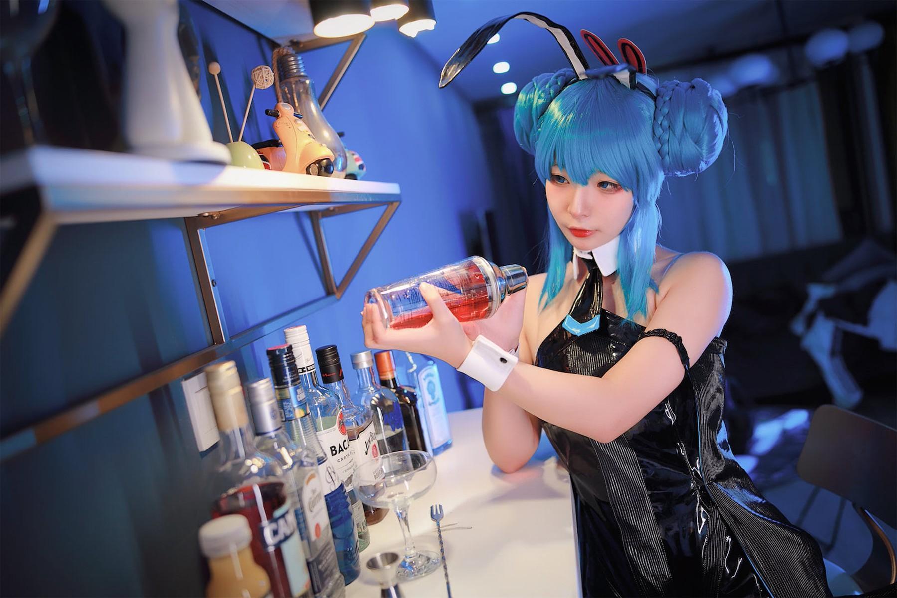 Cosplay Yuuhui玉汇 初音黑兔(6)