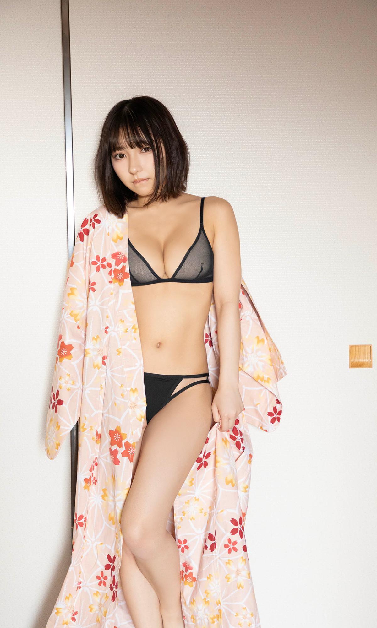 Toumi 十味, 週プレ Photo Book 「キミと春らんまん」 Set.03(5)