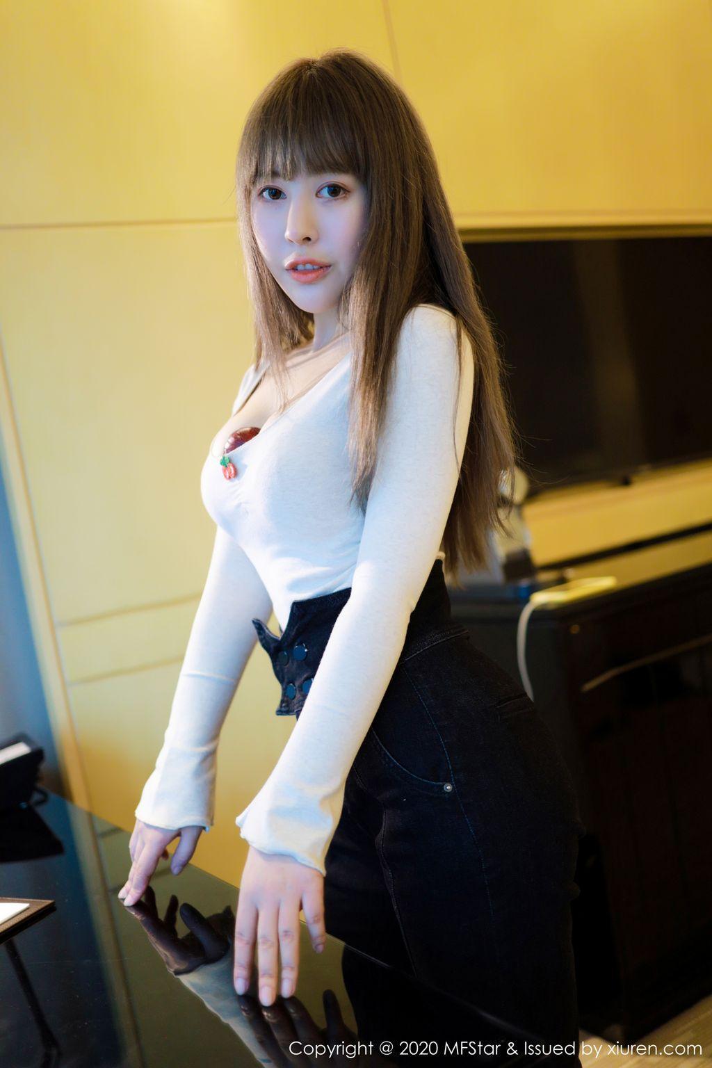 MFStar Vol. 1984: Evelyn (艾莉) (64 pictures)(34)