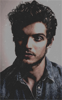 Daniel Sharman EgcKD7cx_o