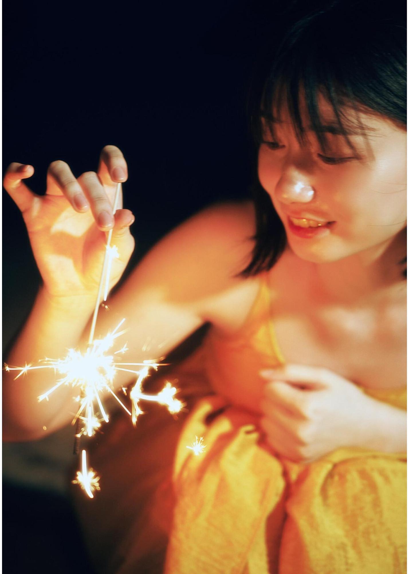 Kanna Seto 瀬戸環奈, 1st写真集 「Emerald」 Set.02(18)
