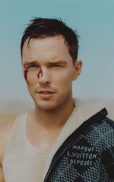 Nicholas Hoult KcY8rHYv_o