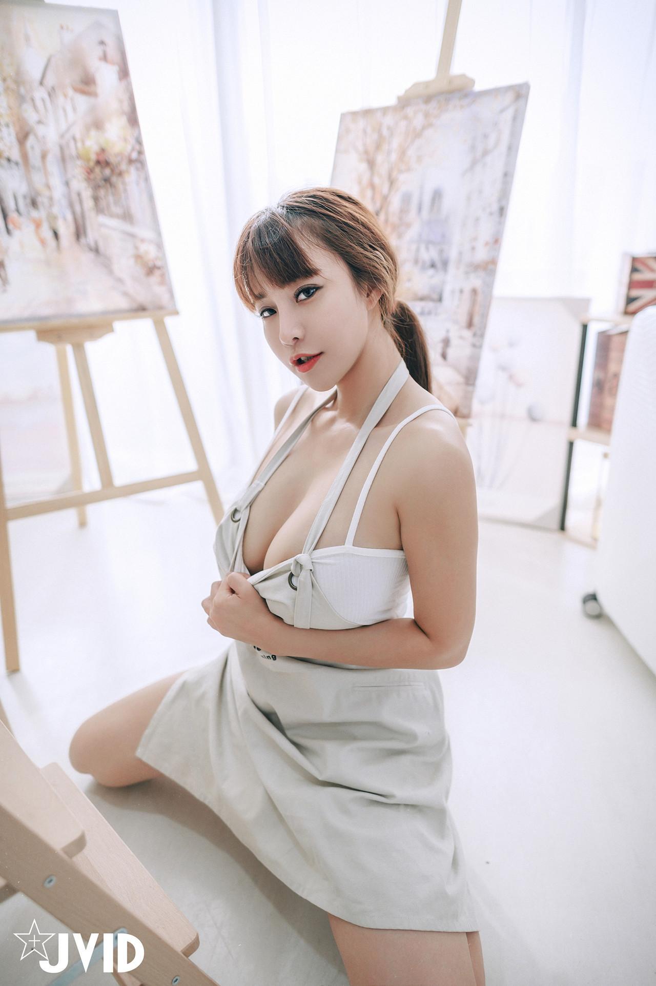 JVID Lele 乐乐 – 热爱榨精的漫画家-艺术家-生日限定尺度 Set.01(13)