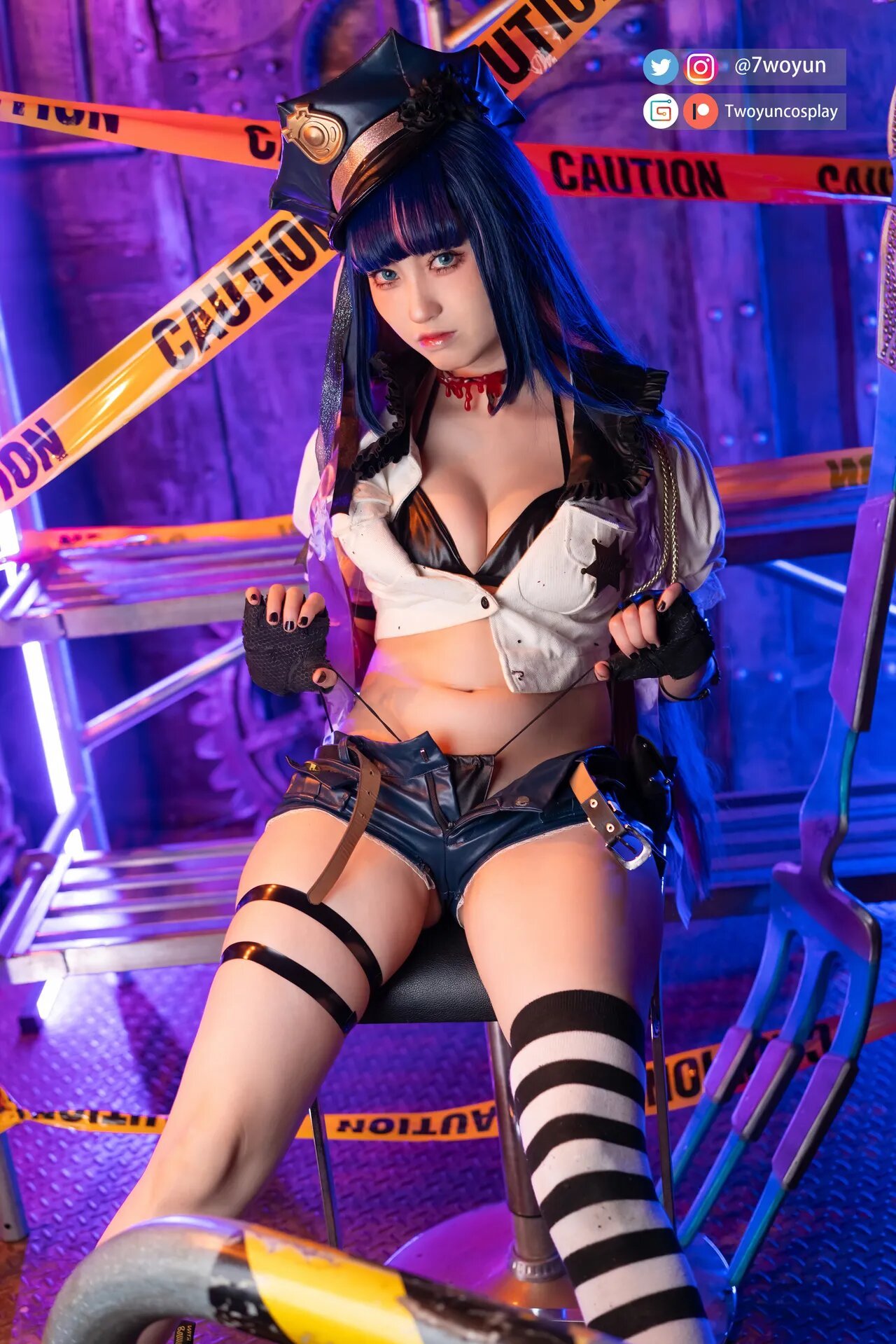 Twoyun - Officer Stocking