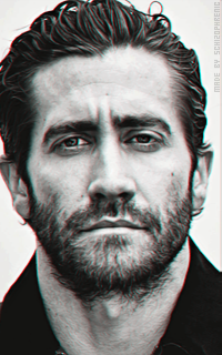 Jake Gyllenhaal - Page 2 UvzqmH3D_o