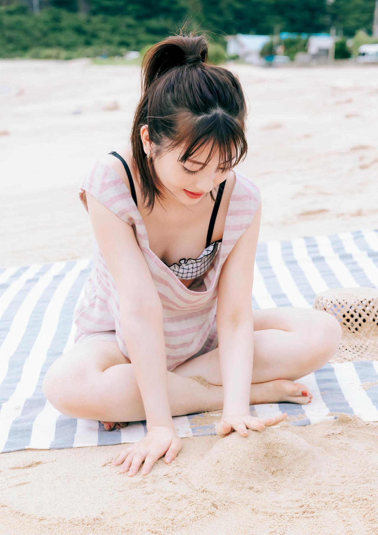 Minami Hamabe 浜辺美波, デジタル写真集 [20] Set.01(15)