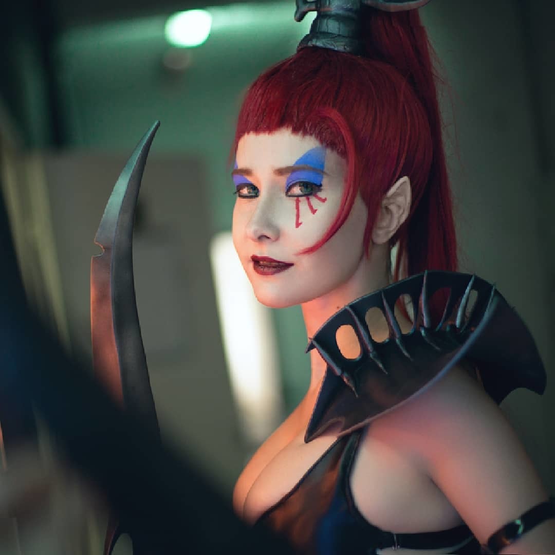 Shiera13 & Mechanical Vampire - Warhammer 40K Lelith Hesperax & Lady Aurelia Malys