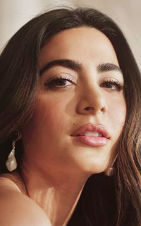 Emeraude Toubia PF63WZfJ_o