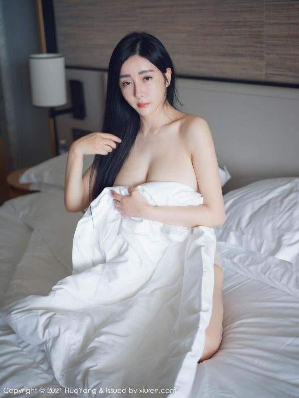 秀人网美女允尔薄膜缠身曲线毕露(19)