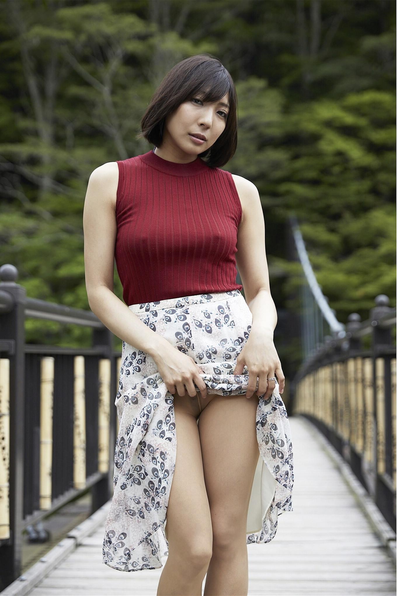Marina Asakura 麻倉まりな, 写真集 「愛のマリーナ」 Set.02(1)