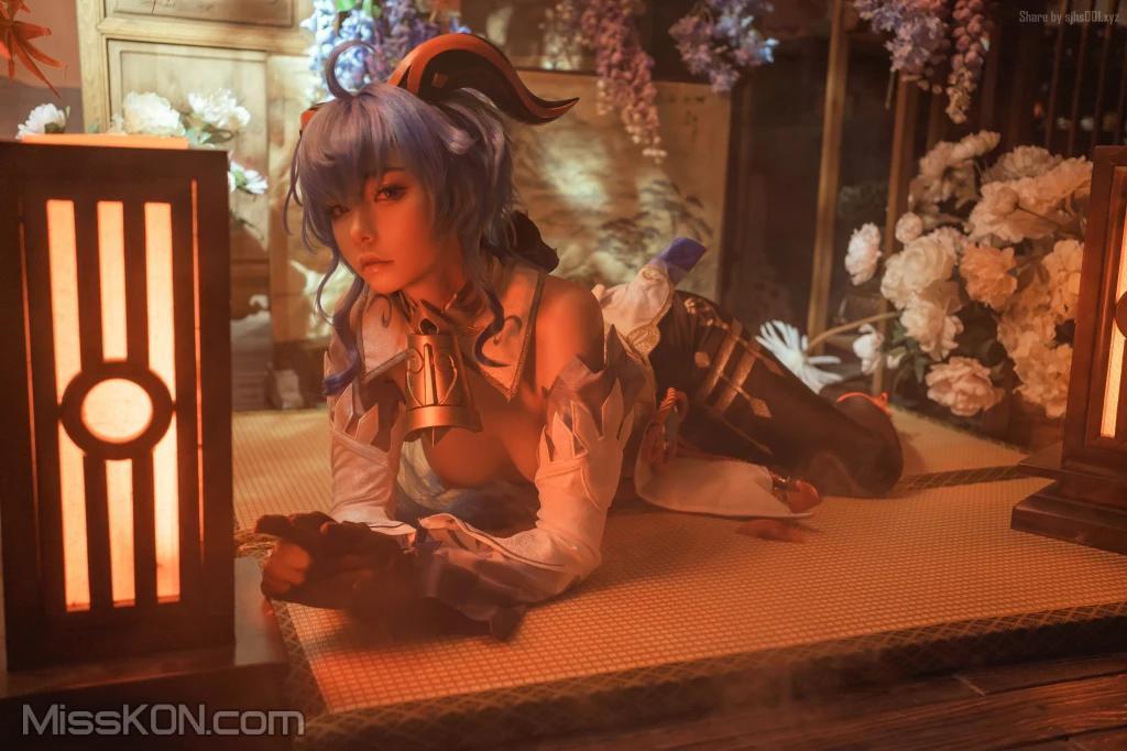 Coser@爆机少女喵小吉 (Nekokoyoshi): 原神-甘雨 (49 photos )(4)