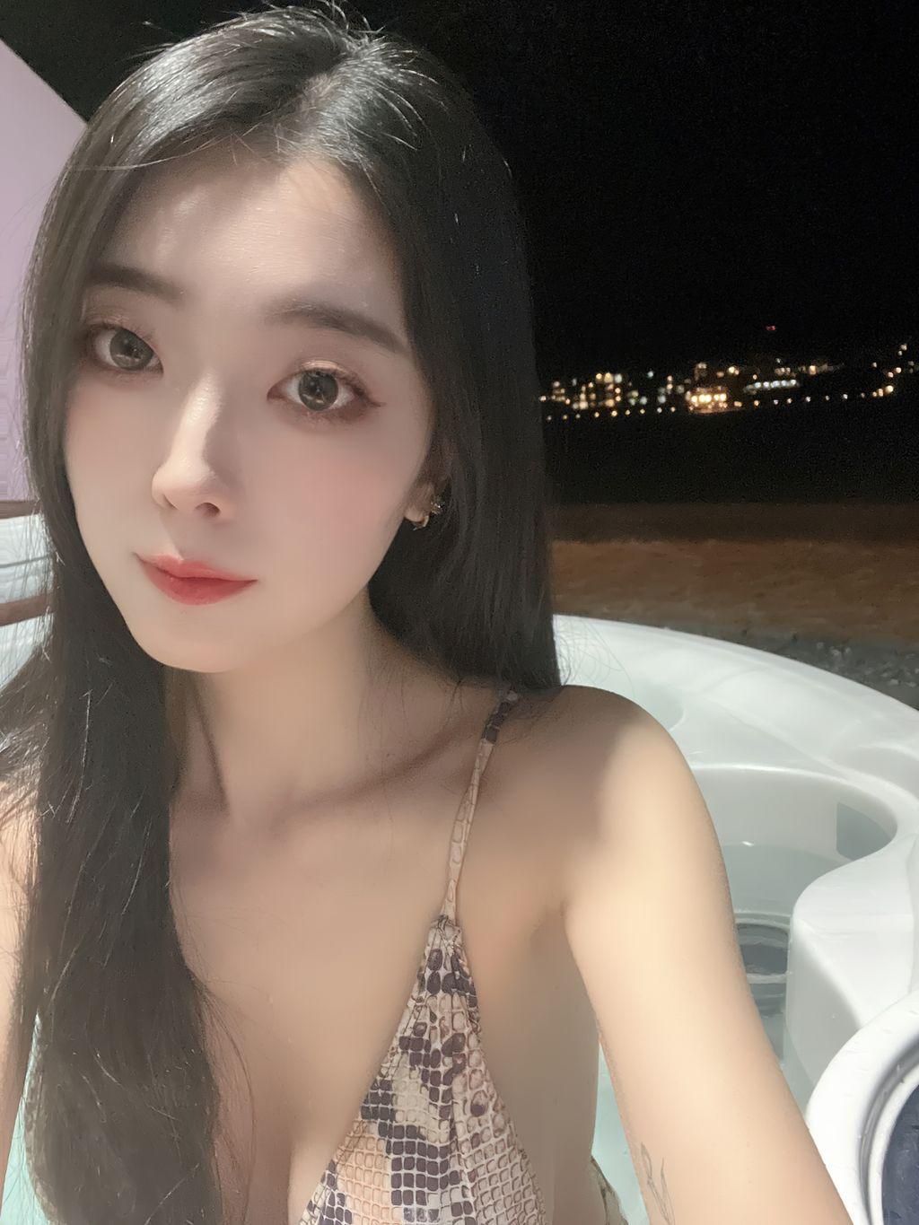 [Moon Night Snap] Mona (모나) & Jucy (쥬시): EroEro Travel (67 photos)(23)
