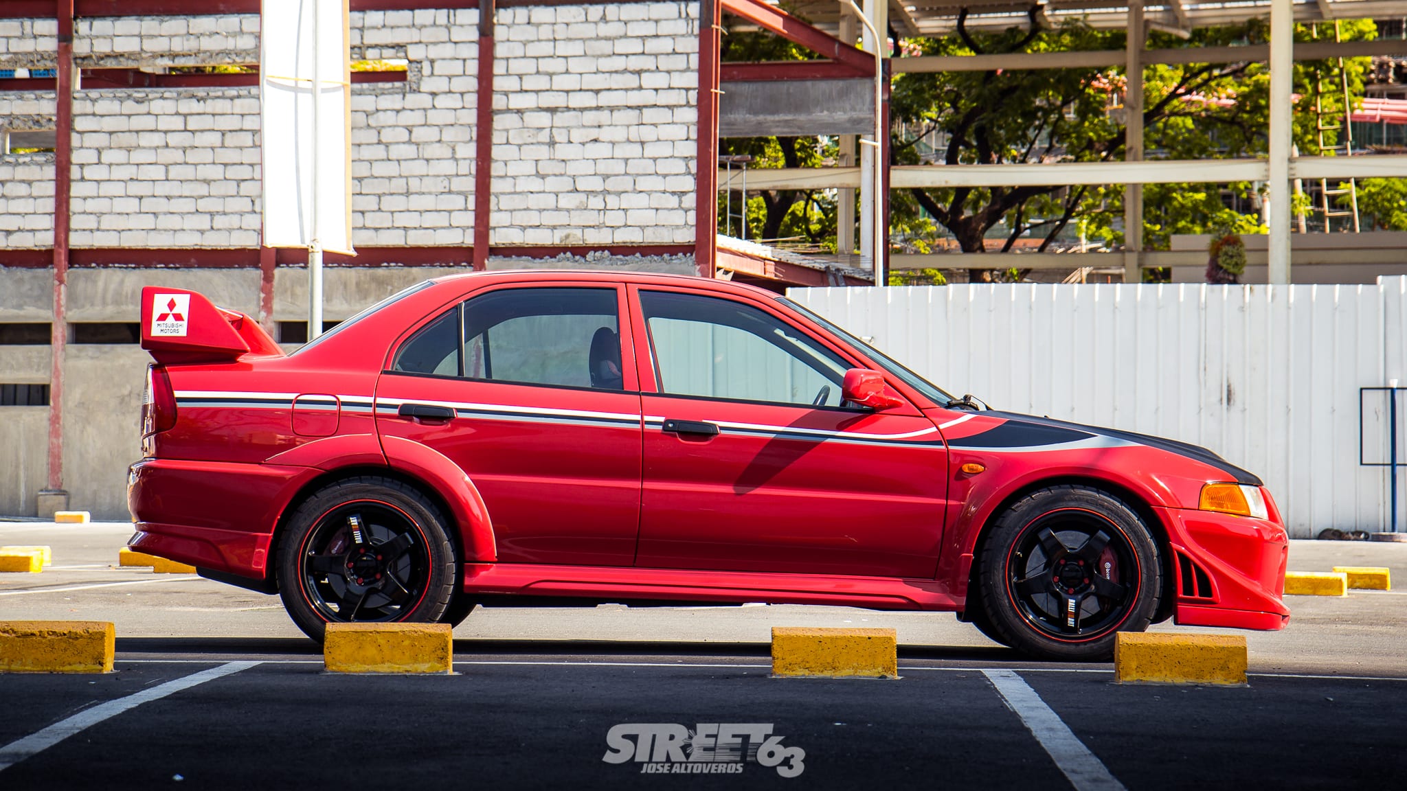 **Pure Rally Bred:** Law’s Lancer Evolution VI Tommi Makinen Edition